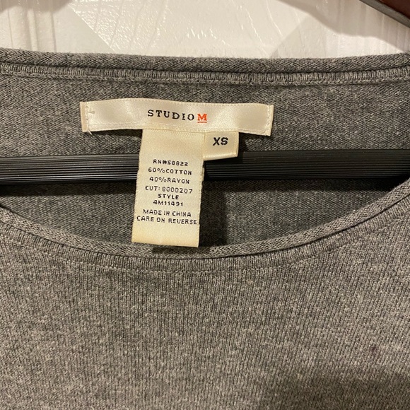 Studio M Womens Gray Flow Sweater Top Sz XS - Picture 4 of 5